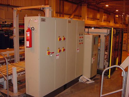 THE FIRETRACE FIRE SUPPRESSION SYSTEM FOR ELECTRICAL PANELS AND SERVER RACKS